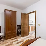 דירה With Veranda And Private Parking