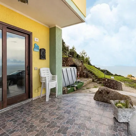 Apartman With Veranda And Private Parking *