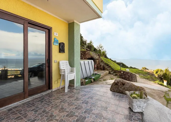 Apartman With Veranda And Private Parking *