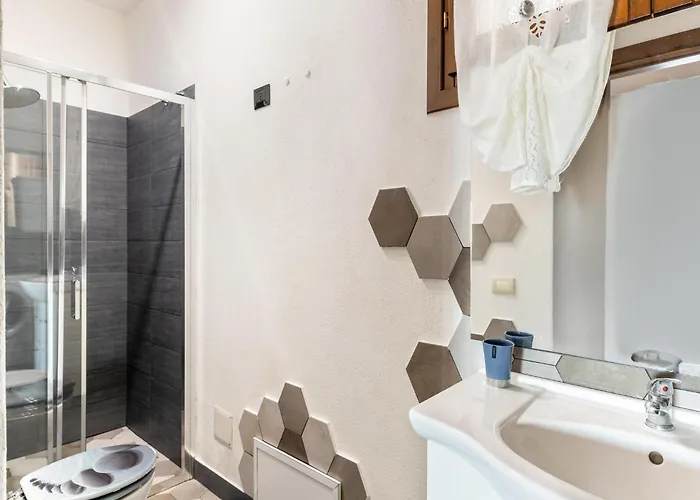 Apartman With Veranda And Private Parking